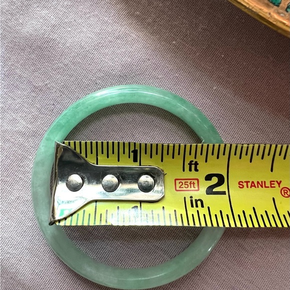 Jade Bangle - Picture 4 of 5